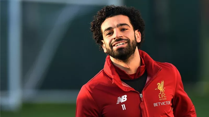 يوفنتوس الإيطالى يضحي بعدد من لاعبيه لضم محمد صلاح