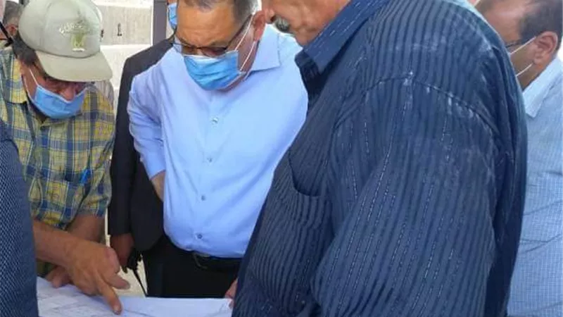محافظ الشرقية يتفقد أعمال تطوير الطريق الدائرى بمنيا القمح.. بالصور