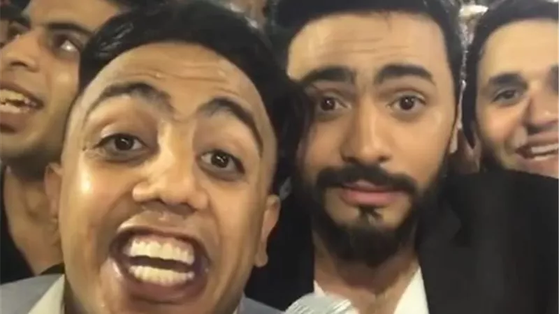 اوس اوس يهنئ تامر حسنى بعيد ميلاده