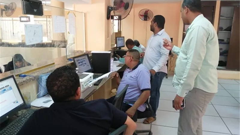 رئيس مركز الطود جنوب الأقصر يتابع أعمال المركز التكنولوجى