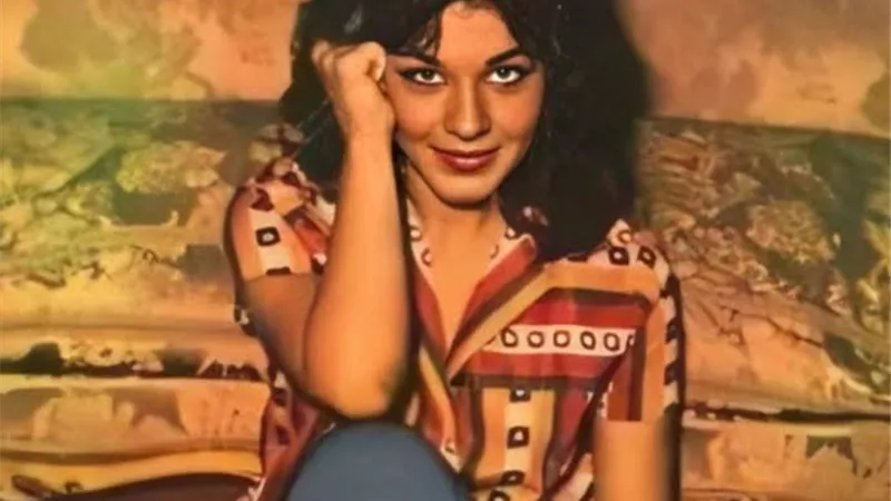 من هى ابنة الفنانة شويكار