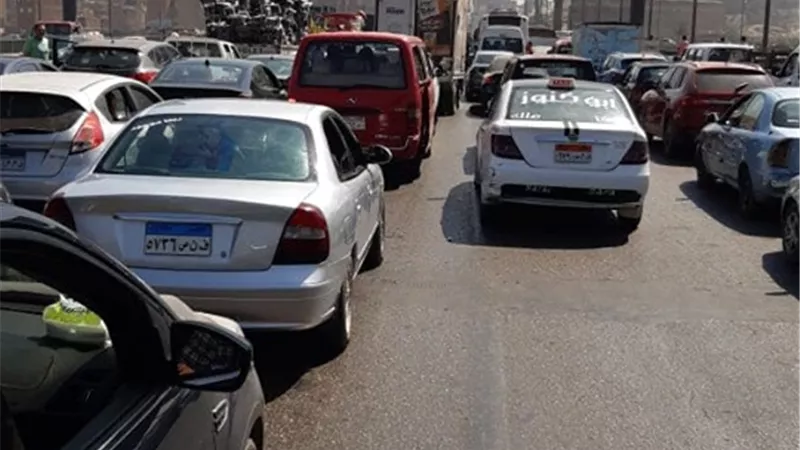 اعادة فتح الطريق الدائري القادم من المريوطية اتجاه التجمع