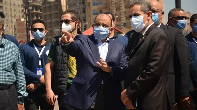 وزير التنمية المحلية ومحافظ الغربية يتفقدان تطوير الكورنيش ومحطة مياه طنطا