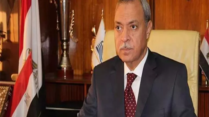 الهجان يتابع تطوير طريق البترول ولجنة التصالح بحي شرق شبرا الخيمة