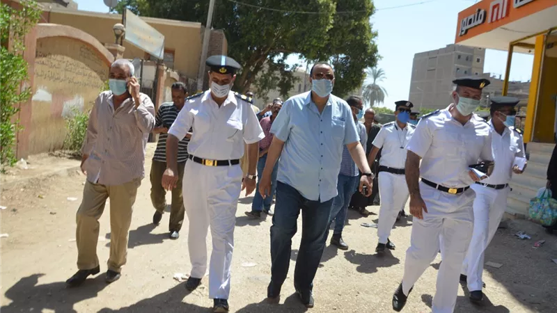 124 محضرا و81 إزالة إدارية فى حملة موسعة بإسنا جنوب الأقصر