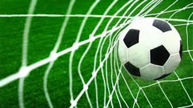 تعرف على حكام مباريات الدوري اليوم