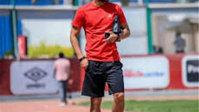 بعد اعلانه الرحيل عن الاهلى.. صدمة جديدة لـ رمضان صبحي
