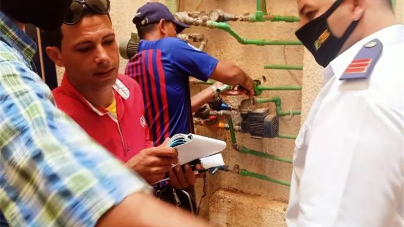 جهاز دمياط الجديدة يكشر عن أنيابه لسارقى المياه من المواطنين وعقوبات رادعة للمخالفين.. بالصور