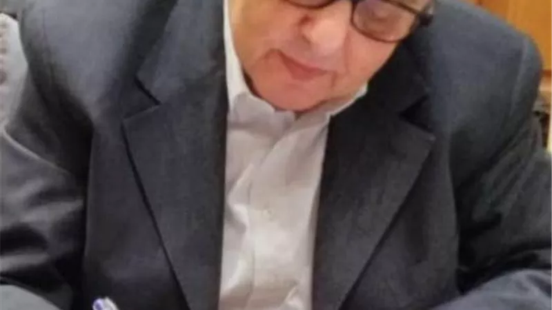 فصل محمود موسى من عضوية حزب الغد