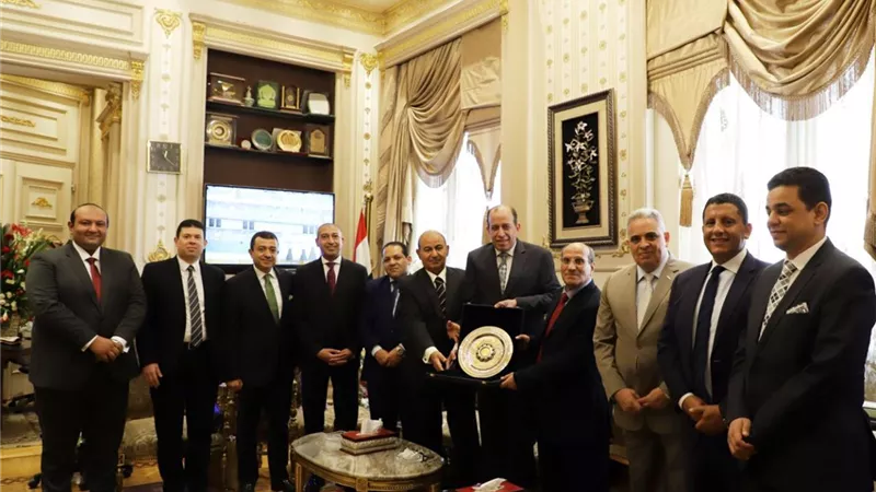 نادي القضاة يلتقي رئيس الأعلى للقضاء