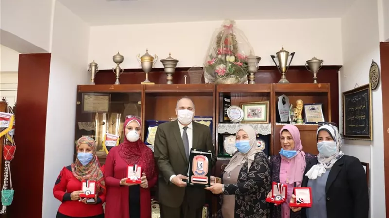 مديرية تعليم القاهرة يحصل على درع التفوق المكتبى على مستوى الجمهورية