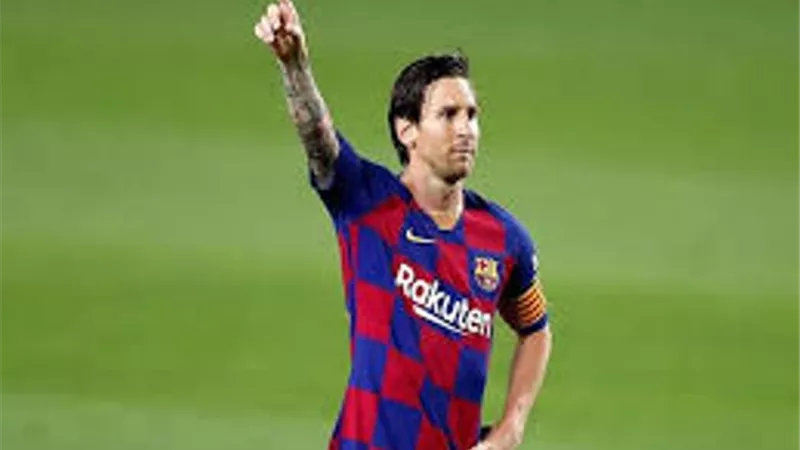 هيجواين يحذر ميسي من الانتقال إلى الدوري الإنجليزي..اعرف السبب