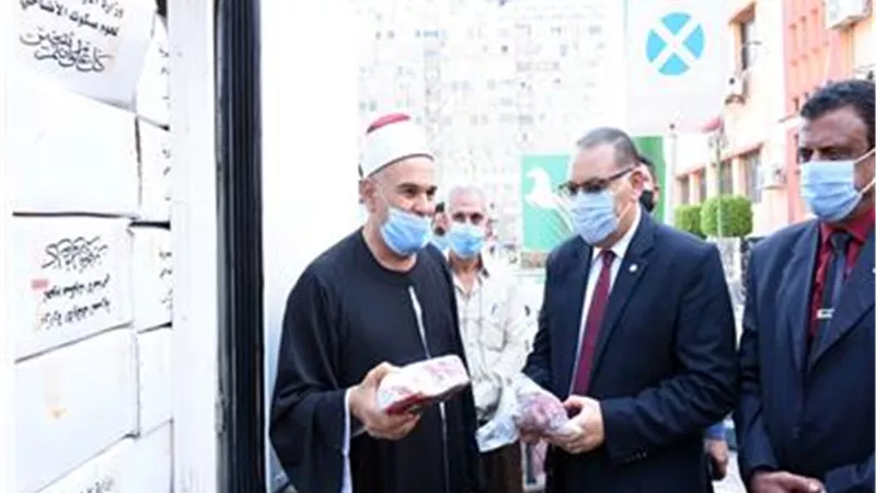 توزيع ٣ اطنان من لحوم الاضاحي علي الاسر الفقيرة بالشرقية