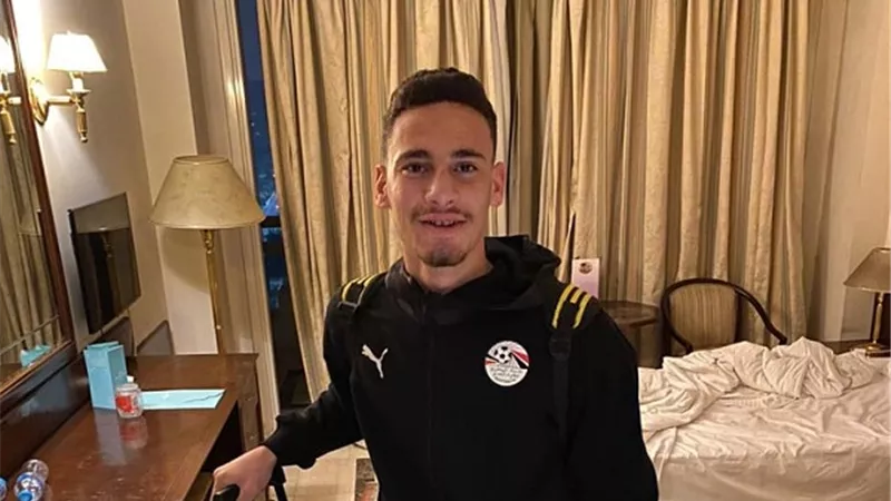 احمد سيد عبدالنبى بديلا لاحمد فتحى فى الاهلى.. صنع 12 هدفا فى دورى الشباب