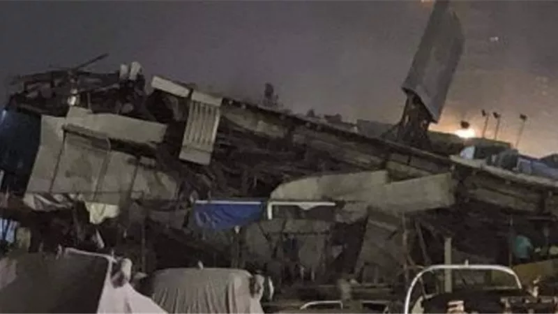 تفاصيل غرق عائمة نيلية شهيرة فى النيل بالدقى
