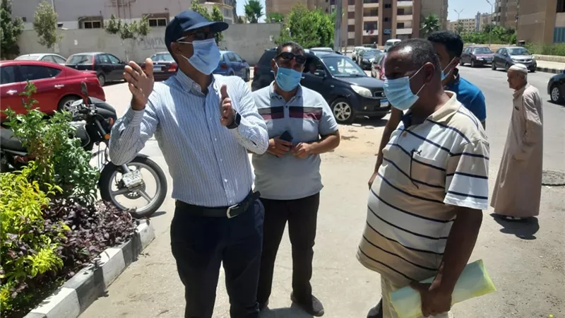 رئيس جهاز الشروق يقود حملة رفع إشغالات بعدة مناطق .. صور