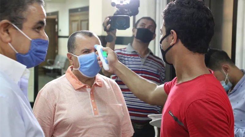 رئيس جامعة كفرالشيخ يتفقد مكتب التنسيق المركزي وإختبارات القدرات