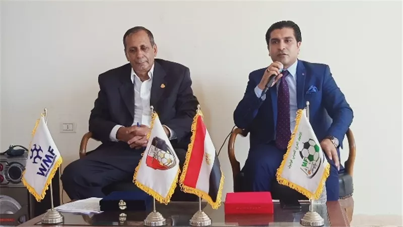 رئيس الإتحاد المصري للميني فوتبول يجمتع بلجان المسابقات بقطاع القناة تحضيرا للدوري
