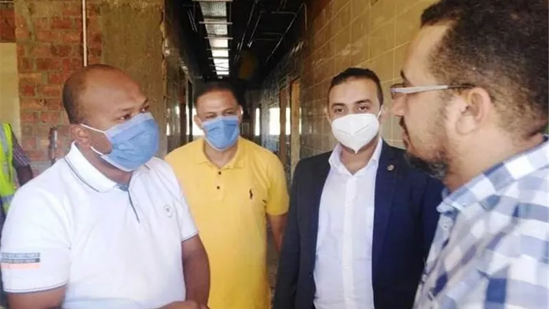 عطيه يتابع معدلات التنفيذ لمشروع التأمين الصحى الشامل فى 112 وحدة صحية و 11 مستشفى بأسوان بتكلفة 8،5 مليار جنيه