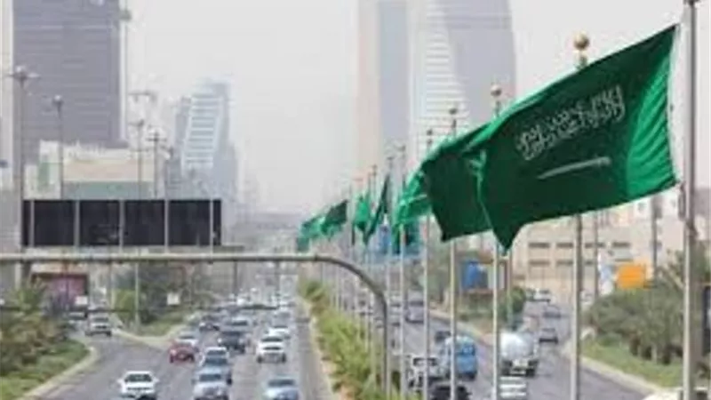 السعودية: عودة جميع الموظفين لأعمالهم بنهاية أغسطس