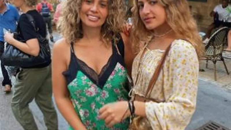 أحدث ظهور لـ زينة عاشور مع كنزي عمرو دياب بعد خبر انفصالها عن الهضبه