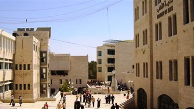 كل ماتريد معرفته عن برنامج الدبلوم المهنى لنظم المعلومات بكلية آداب حلوان.. بالمستندات