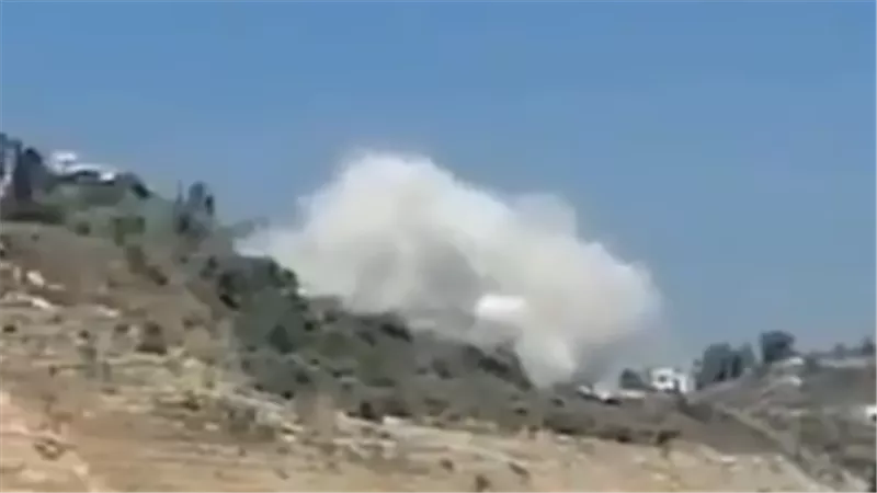 بالفيديو.. دوي انفجار كبير قرب بيروت يثير حالة من الهلع والخوف بين اللبنانيين