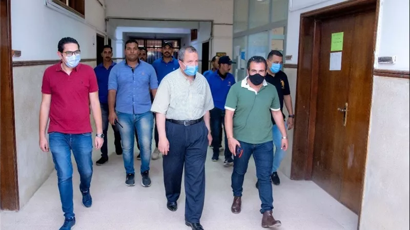 رئيس جامعة السويس يتفقد مقار التنسيق بالجامعة