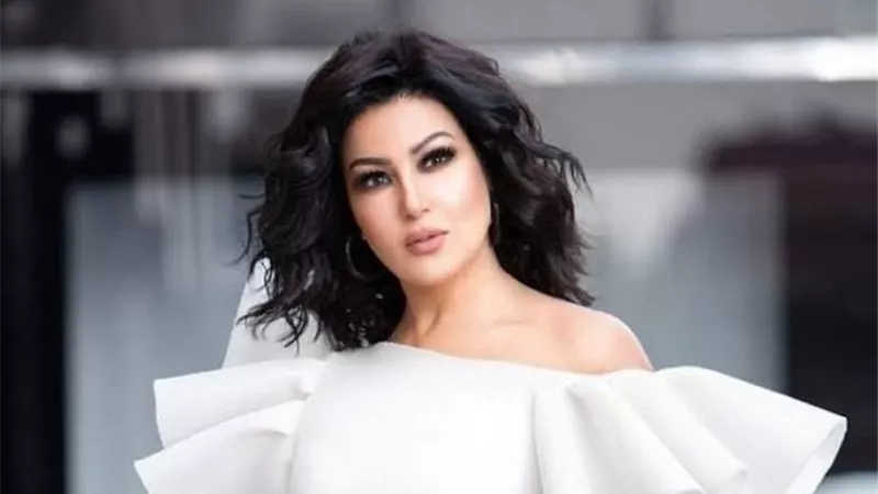 سمية الخشاب تسحر محبيها من جلسة التصوير بالليمون .. صور