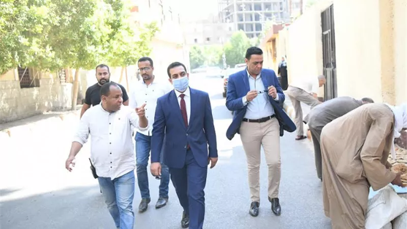 نائب المحافظ.يفاجئ المخابز بمدينه قنا