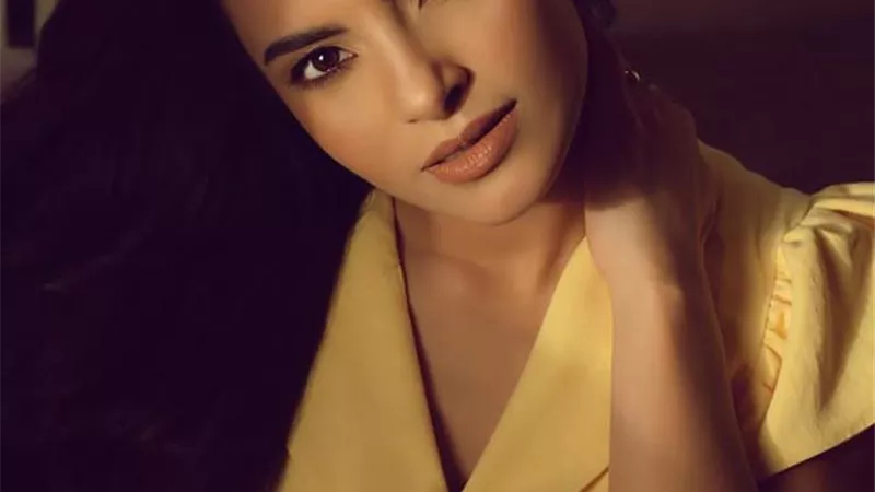 إطلالة جذابة وظهور رائع للفنانة كارمن سليمان ..صور
