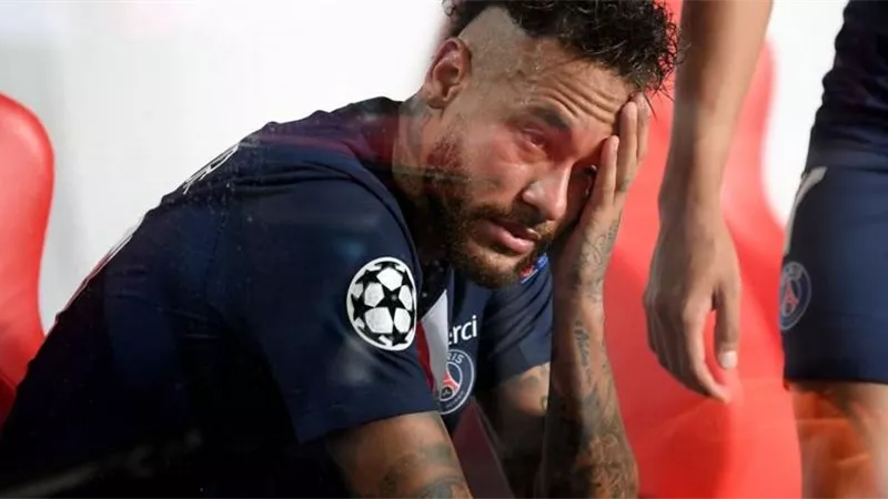 شاهد أول تعليق من نيمار بعد خسارة كأس اوروبا امام البايرن
