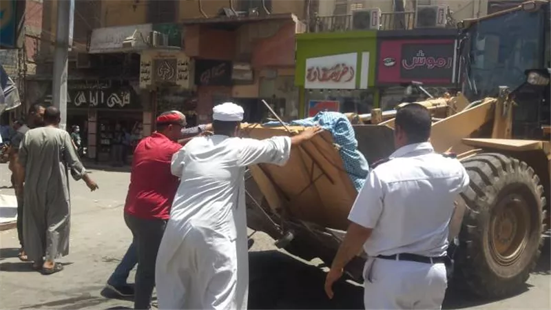 اعمال نظافه وتجميل بمدينة بنى سويف