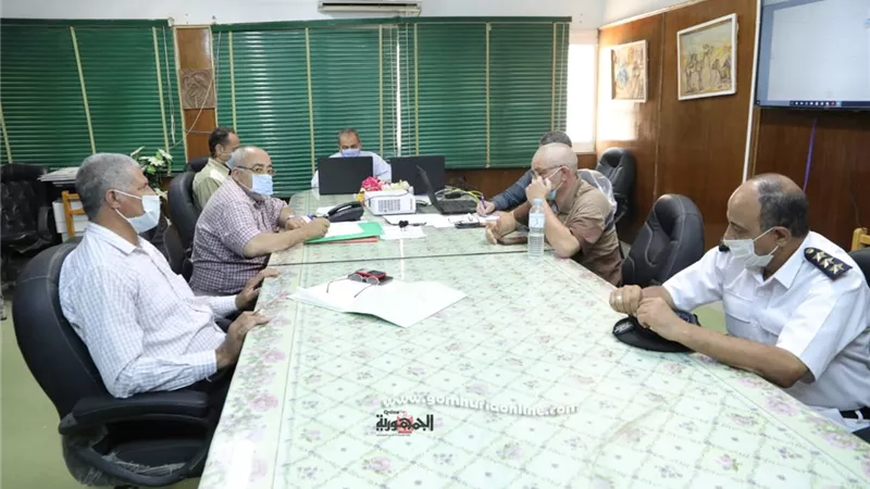 غرفة التعليم تتابع امتحانات الدور الثانى للثانوية العامة بالوادى الجديد.صور