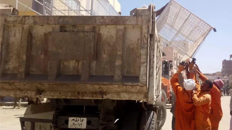 رفع إشغالات في حملة باهناسيا