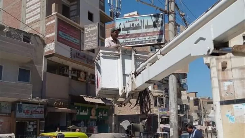 حملة لرفع الاعلانات المخالفة بمدينة بيلا