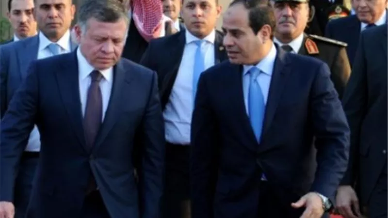 الملك الأردني وولي العهد يستقبلان السيسي في عمان