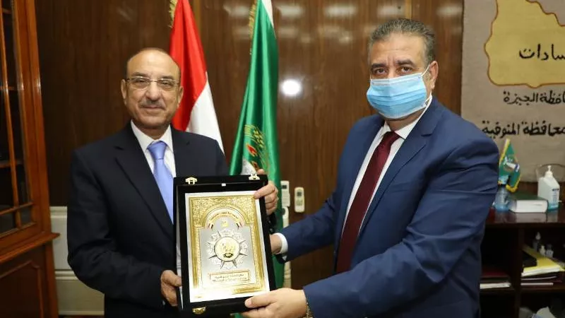 محافظ المنوفية : قروض ميسرة من بنك التنمية الصناعية على 7 سنوات لتوصيل المرافق لمحدودى الدخل