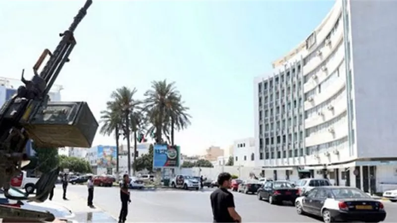 شاهد.. طرابلس تنتفض ضد فساد حكومة السراج