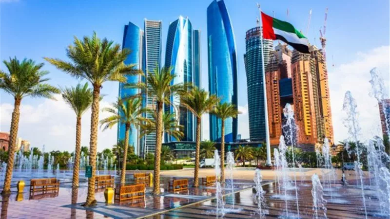 أبوظبي تقلص السعر الاسترشادي لطرح سندات مقومة بالدولار على 3 شرائح
