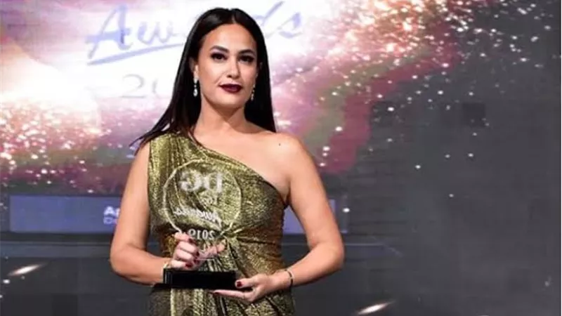هند صبري تحصد جائزة أفضل ممثلة سينمائية عن دورها في 