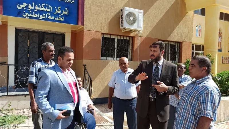 المركز التكنولوجى بالزينية شمال الأقصر فى صدارة مراكز المحافظة فى خدمة المواطنين