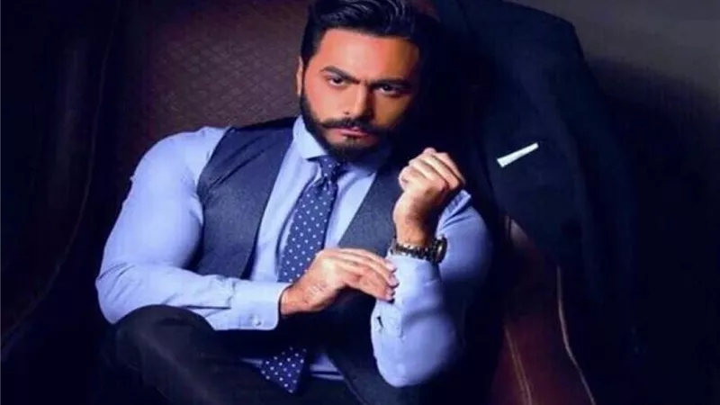 بكلمات مؤثرة.. تامر حسني ينعى مدير أعمال نيكول سابا