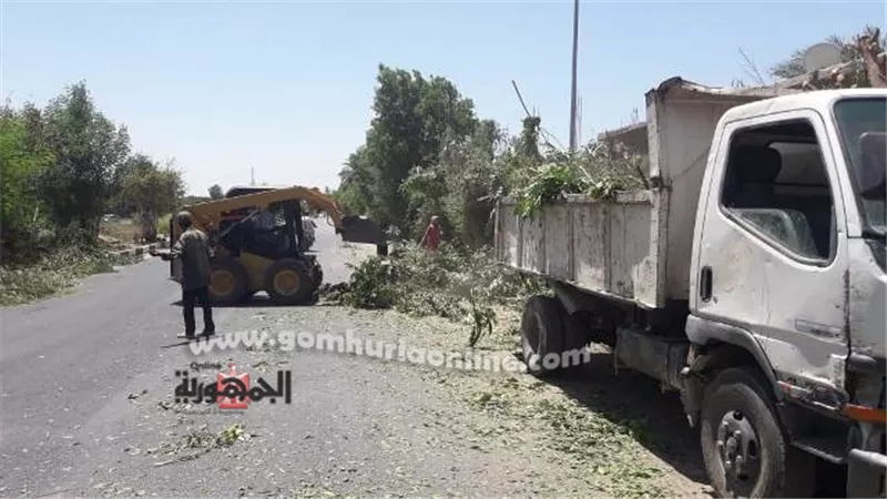 رفع 45 طن مخلفات وأتربة بالقرنة غرب الأقصر