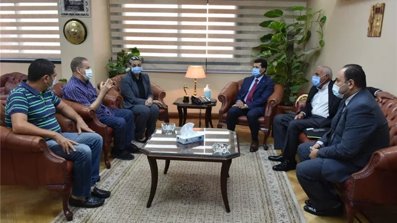 وزير الرياضة يجتمع مع اللجنة الطبية لبطولة العالم لكرة اليد