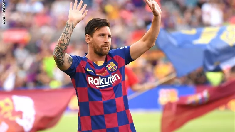 جماهير برشلونة تطالب رئيس النادى بالإستقالة بسبب ميسى