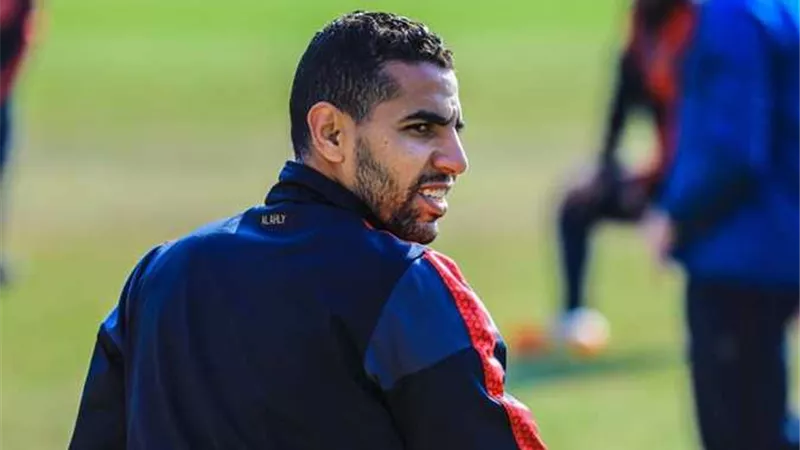 مدافع الاهلى يكشف السبب الحقيقى لمرض مؤمن زكريا.. ويحذر من كارثة جديدة فى القلعة الحمراء
