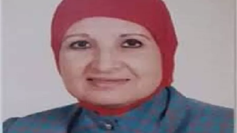 حسين زين ينعي الإعلامية القديرة عفاف عبدالرازق