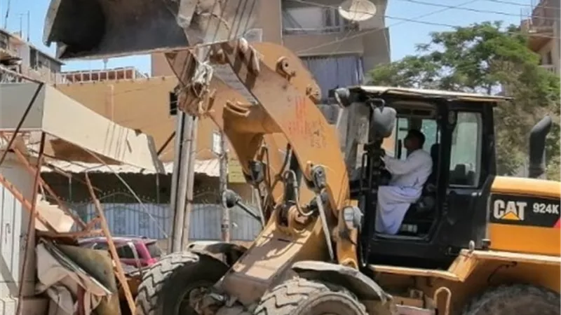 رفع إشغالات في حملة مكبرة بالفشن .صور