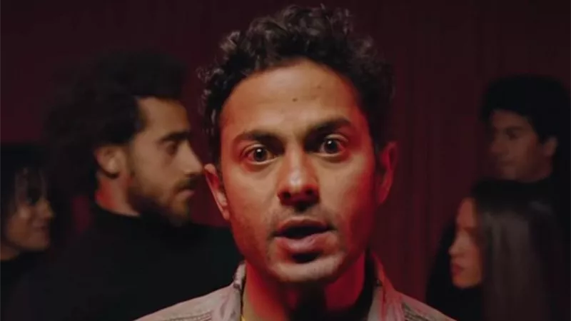 تميم يونس يكشف تفاصيل صادمة لواقعة تعرضه للتحرش على يد طبيب أسنان شهير.. فيديو